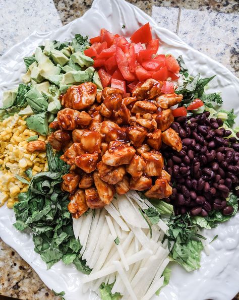 I'm missing dining out, so this week I recreated a couple of my favorite dishes with a California Pizza Kitchen copycat of their BBQ Chopped Chicken Salad! California Salad, Chopped Chicken Salad, Bbq Salad, Bbq Salads, California Pizza Kitchen, Pizza Salad, Chopped Salad Recipes, Bbq Chicken Salad, Chicken Chopped Salad