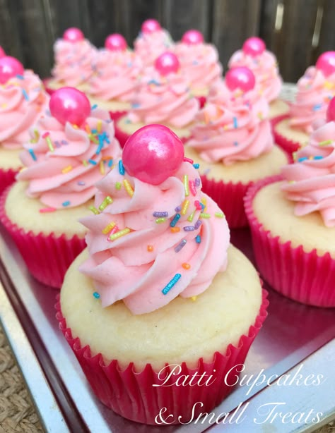 2 Sweet Cupcakes, Sweet One Birthday Cupcakes, Two Sweet Birthday Cupcakes, Sweet One First Birthday Cupcakes, Sweet One Cupcake First Birthday, Two Sweet Cupcakes, Sweet One Cupcakes, Candy Themed Cupcakes, Candyland Cupcakes