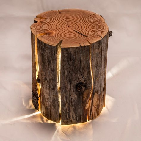 Log Lamps, Log Lamp, Recycle Interior, Reclaimed Wood Projects, Backyard Lighting, Wood Lamp, Diy Holz, Wooden Lamp, Wood Creations