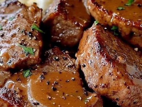 Melt-in-Your-Mouth Crock Pot Steak Cubes: A Comfort Food Classic! Beef Cubes Recipe Crock Pots, Beef Cubes Recipe, Crock Pot Steak, Garlic Butter Lobster, Salisbury Steak Crockpot, Butter Lobster, Chicken Gnocchi Soup Recipe, Perfect Pot Roast, Crockpot Steak