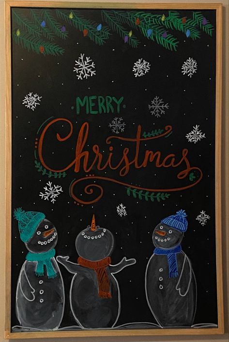 Chalk Boarder Designs Christmas, Christmas Chart Ideas For School, Christmas Blackboard Ideas, Black Board Decoration Ideas School, Christmas Blackboard, Christmas Board Decoration, School Chalkboard Art, Work Signs, Christmas Chalkboard Art