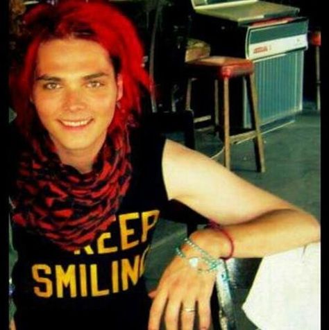 Gerard Way lead singer of "the most dangerous band in the world'' (My Chemical Romance) Sass Queen, Danger Days, Ray Toro, I Love Mcr, Black Parade, Mikey Way, Perfect Smile, Frank Iero, Band Stuff