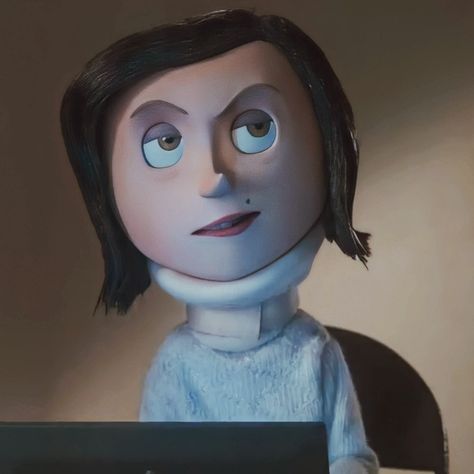 Mom From Coraline, Coraline Dad, Coraline Mom, Coraline Mother, Coraline The Other Mother, Coraline Icons, Coraline Stuff, Other Mother Coraline, Coraline Characters