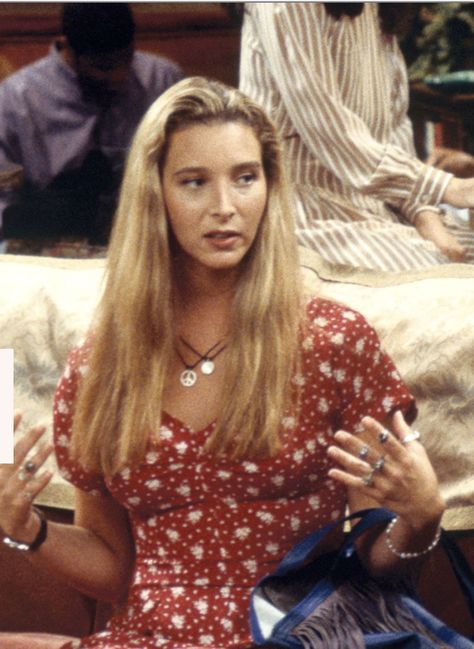 Phoebe's jewelry style on Friends TV Show #friendstv #phoebestyle Phoebe Friends, Jewelry Style, Friends Tv Show, Friends Tv, Necklaces, Tv