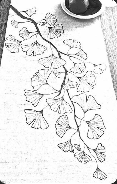 Simple Floral Art Drawing, Flower Line Drawings Simple, Gingko Leaf Drawing, Ginko Drawings, Ginkgo Leaves Drawing, Modern Floral Drawing, Ginko Biloba Painting, Ginkgo Drawing, Floral Line Art Pattern