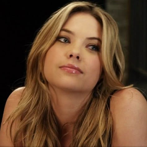 Hanna Pll, Pretty Little Liars Hanna, Hanna Marin, Ashley Benson, June 15, Pretty Little Liars, Beauty Inspiration, Gossip Girl, Makeup Inspo