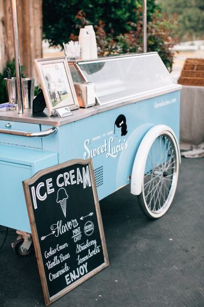 Ice Cream Wedding, Food Truck Wedding, Buffet Dessert, Sundae Bar, Ice Cream Cart, Reception Food, Rustic Fall Wedding, Wedding Dessert Table, Chalkboard Sign