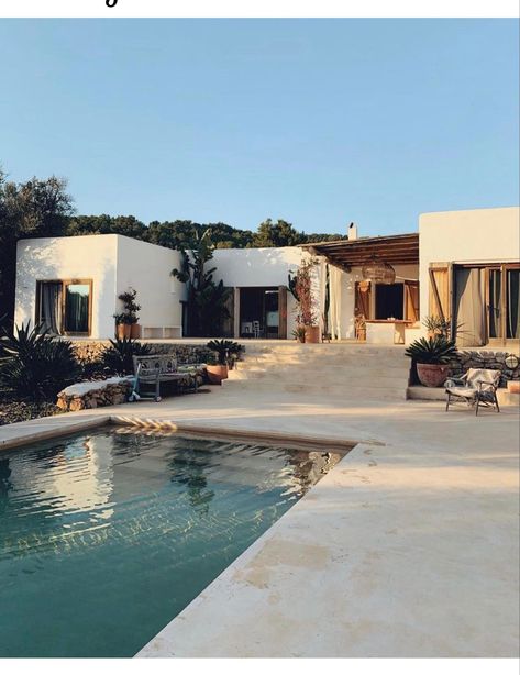 Ibiza Spain, Desert Homes, Mediterranean Home, Pool Area, Pool Designs, Interior Design Inspiration, House Inspiration, Summer House, The Pool