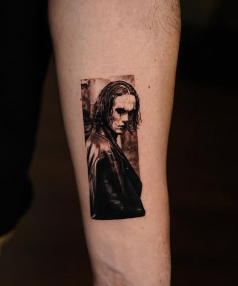 ✶ 𝐏𝐎𝐍𝐘 𝐋𝐀𝐖𝐒𝐎𝐍 ✶ on Instagram: "The Crow • from yesterday’s livestream on YouTube. Head there with the link in my bio and subscribe so you don’t miss when the next one goes down." Eric Draven Tattoo, The Crow Movie Tattoo Ideas, The Crow Tattoo, Stick N Poke Ideas, Eric Draven The Crow, Crow Movie, Eric Draven, Movie Tattoo, Crow Tattoo