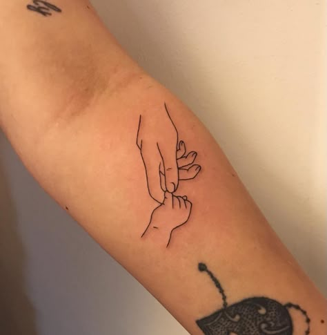 Auntie And Nephew Tattoos, Baby Tatoo Designs, Mom And Son Hand Tattoo, Mother Snd Son Tattoos, God Son Tattoo Ideas, Tattoo For Mum And Son, Tattoo Related To Mom, Mother And Son Line Tattoo, Small Tattoos Mom And Son