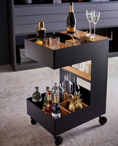 Bedroom Quirky, Bar Trolley Styling, Server Table, Decor Room Ideas, Quirky Homeware, Oak Restaurant, Furniture Drawing, Trolley Table, Bar On Wheels