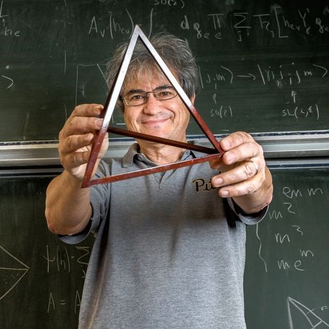 Theoretical physicist’s Carlo Rovelli book ‘Seven Brief Lessons on Physics’ blends physics, poetry and philosophy.... Review Aesthetic, Carlo Rovelli, Modern Physics, Key Ideas, Theoretical Physics, New Scientist, Physicists, Quantum Mechanics, Kids Education