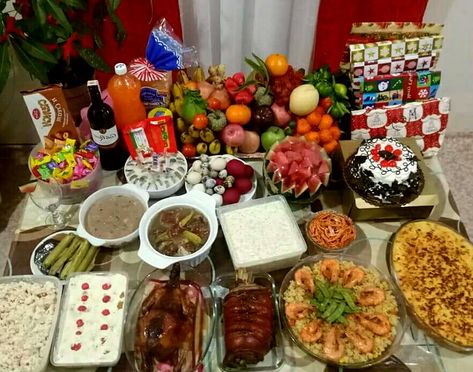 New Year Food Ideas Filipino, Noche Buena Filipino Christmas Eve, Filipino Christmas Food Noche Buena, Filipino New Year, Filipino Christmas Food, Filipino Christmas Recipes, Paskong Pinoy, Filipino Christmas, New Year Food