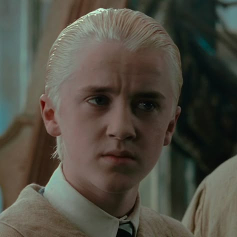 2nd Year Draco Malfoy, Draco Malfoy Second Year, Draco Malfoy Icon, Draco Malfoy Hot, Draco Malfoy Aesthetic, Lucius Malfoy, Tom Felton Draco Malfoy, Harry Potter Draco Malfoy, Man Icon