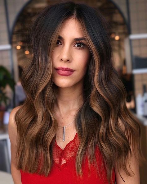 Cute Face-Framing Brown Highlights Caramel Highlights On Brown Hair, Rich Hair Color, Highlights On Brown Hair, Caramel Brown Hair, Highlights For Dark Brown Hair, Hair Contouring, Chocolate Brown Hair Color, Chocolate Hair, 2023 Hair