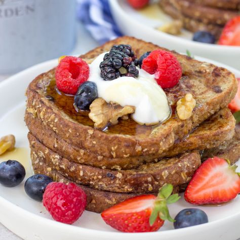 Lighter French Toast is a great start to any morning with this basic french toast recipe made from whole grain bread, almond milk, eggs and cinnamon cooked in Mazola® Corn Oil topped with organic maple syrup, fresh berries, Greek yogurt and walnuts. Basic French Toast, Healthy French Toast Recipe, Oreo Birthday Cake, Healthy French Toast, Refreshing Breakfast, Basic French, French Toast Breakfast, Grain Bread, Cookie Cake Birthday