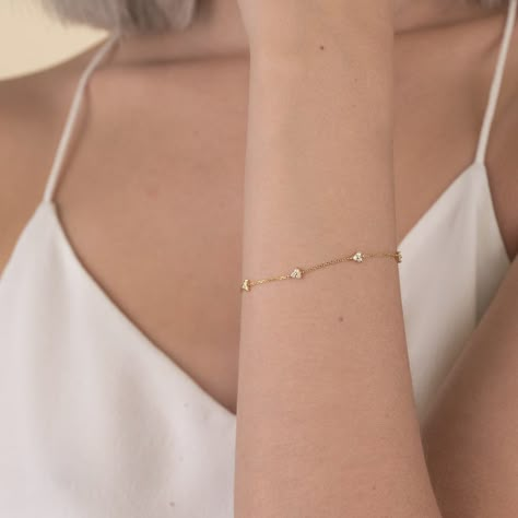 Dainty Jewelry Necklace, Delicate Gold Bracelet, Gold And Jewelry, Lotus Bracelet, Gold Bracelet Simple, Minimalist Necklace Gold, Dainty Jewellery, Simple Jewellery, Pretty Jewelry Necklaces