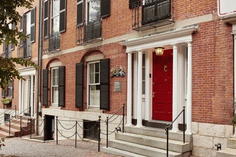 The 10 Richest Neighborhoods in Philadelphia House Neighborhood, Philadelphia Neighborhoods, Where To Live, Stone Mansion, Chestnut Hill, High Rise Building, Row House, Urban Setting, Loft Apartment