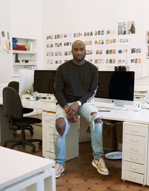 Virgil Abloh Aesthetic, Virgil Abloh Style, Fashion Job, Off White Virgil, Brand Aesthetic, Space Style, Black Men Street Fashion, Miami Design, Design Lab