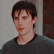 Sarcastic Brunette, Milo Ventimiglia Gilmore Girls, Jess Gilmore, Gilmore Girls Jess, Rory And Jess, Gilmore Guys, Jess Mariano, Milo Ventimiglia, Chad Michael Murray