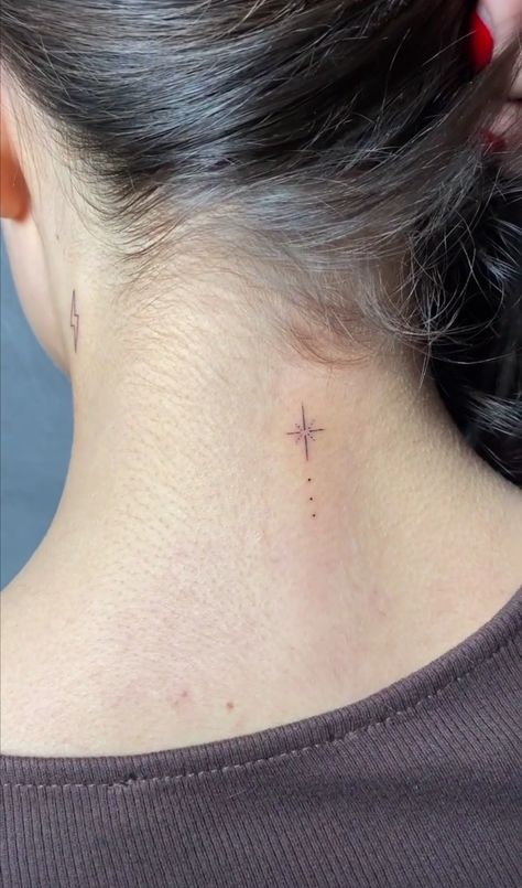 Simple Back Of Neck Tattoo, Sparkle Neck Tattoo, Tattoo Ideas Neck Woman, Women Upper Back Tattoo, Neck Tattoos Women Back Of, Northstar Tattoo, Back Of Neck Tattoos For Women, Resilience Tattoo, Nape Tattoo