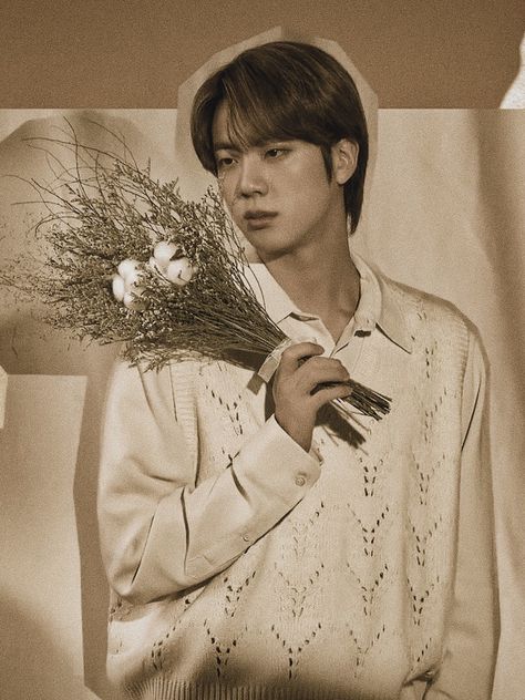 Jin Vintage, Jin Photo, Vintage Boy, 70s Aesthetic, The Moon Is Beautiful, Vintage Moon, Jungkook V, Jungkook Funny, Army Bts