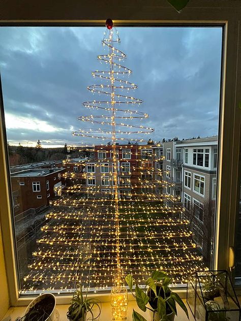 Diy Outdoor Christmas Light Trees, Christmas Tree On Window, Christmas Large Window Decorations, Fairy Light Christmas Tree, Christmas Window Decorations With Lights, Christmas Tree In Window, Window Lights Christmas, Christmas Tree Made Of Lights, Christmas Lights Window