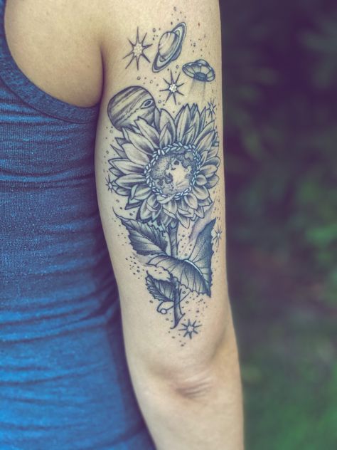 Sun flower with a moon center floating in outerspace Sun Tattoos With Flowers, Planet With Flowers Tattoo, Sun And Moon Flower Tattoo, Planets And Flowers Tattoo, Floral Planet Tattoo, Sun Moon Flower Tattoo, Sunflower Space Tattoo, Space Flower Tattoo, Floral Solar System Tattoo