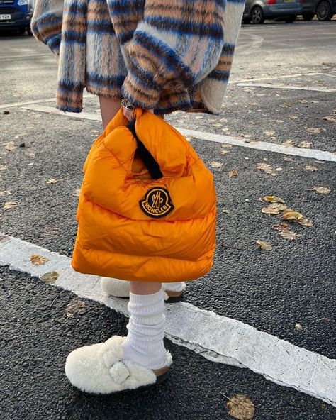 Boston Big Buckle, Buckle Outfits, Streetwear Fits, Black Girls Hairstyles, Cute Fits, Nylon Bag, Insta Fits, Canada Goose Jackets, Women's Style