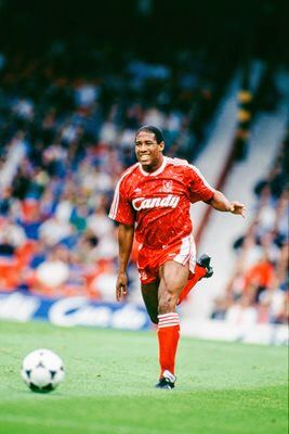 John Barnes of Liverpool in 1988 John Barnes, Liverpool Legends, Liverpool Wallpapers, Johan Cruyff, Thierry Henry, Steven Gerrard, Liverpool Football Club, Liverpool Football, Football Kits