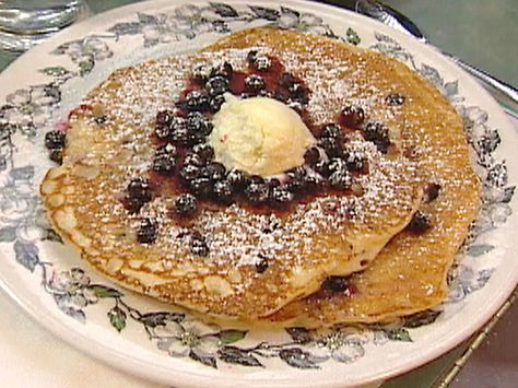 Done: Huckleberry Pancakes, these were a bit thick, but how can you not love huckleberry anything. Huckleberry Recipes, Banana Pancakes Recipe, Cooking Channel, Pork Chop Recipes, Pancakes And Waffles, Top Recipes, Fabulous Foods, Pancake Recipe, Food Network