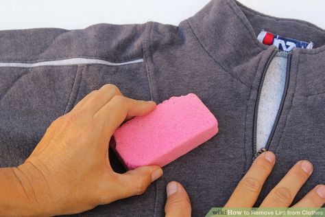 Lint Remover Hacks, Remove Lint From Black Clothes, How To Get Rid Of Fuzzies On Clothes, How To Get Lint Off Clothes, Pilling On Clothes How To Remove, How To Remove Lint From Clothes, How To Remove Pilling From Clothes, How To Remove Pilling, How To Remove Lint