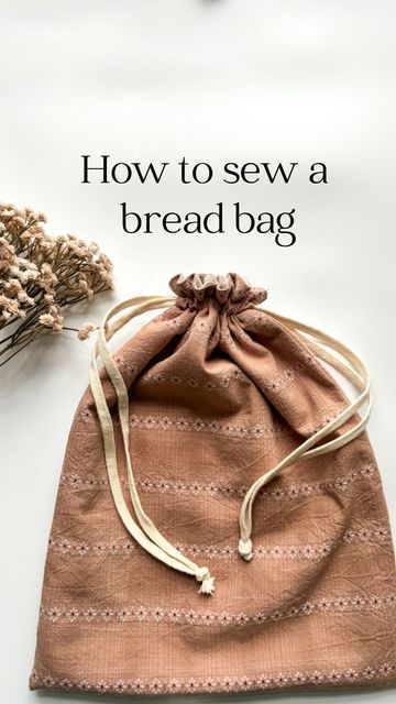 Bread Bag Pattern Free Sewing, Sewing Bread Bags, Linen Bag Diy, Bread Bags For Sourdough, Sourdough Bread Bag Pattern, Diy Bread Bag Free Pattern, Linen Bread Bags Diy Sewing, Homemade Bread Bags, Sew Bread Bag