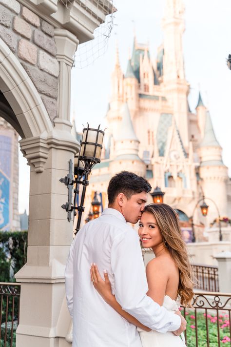 Disney Couples Photoshoot, Engagement Disney Photos, Couples Disney Photos, Disney Engagement Photoshoot, Couples Disney Pictures, Disney Poses Ideas Couples, Engagement Photos Disney, Disney Couple Poses, Disney Couple Pictures Photo Ideas