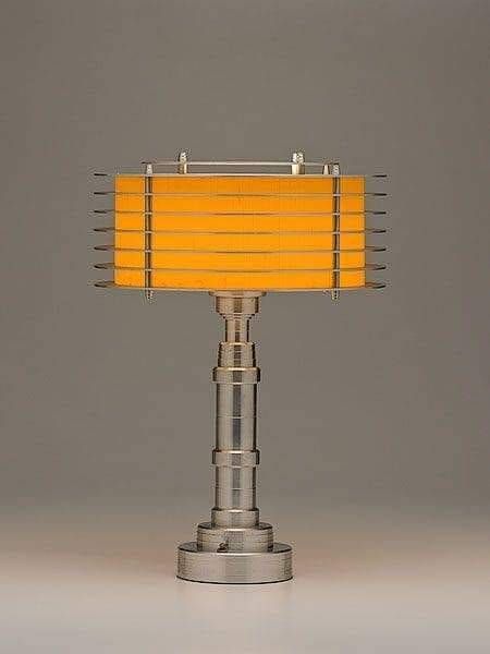 Age of Diesel — 1935-1940 Pattyn Products Lamp Walter Von Nessen... Art Deco Lights, Art Deco Table Lamp, Streamline Moderne, Art Deco Table, Art Deco Lighting, Art Deco Lamps, Deco Furniture, Art Deco Furniture, Interior Deco