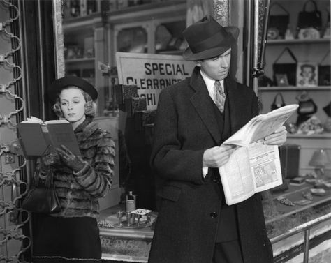 The Shop Around the Corner The Shop Around The Corner, Margaret Sullavan, Shop Around The Corner, Best Christmas Movies, Perfect Movie, Turner Classic Movies, Classic Movie Stars, Love Actually, Movie Buff