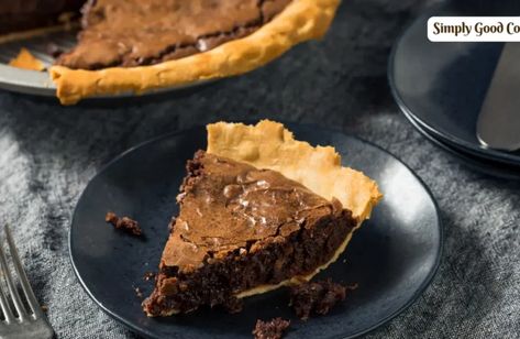 Brenda Gantt Chocolate Fudge Pie Recipe Chocolate Crackle Pie, Fudge Pie Recipe, Chocolate Fudge Pie, Chocolate Chess Pie, Chocolate Crackles, Awesome Desserts, Brownie Pie, Fudge Pie, Chess Pie