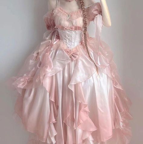 Debut Gowns, Tulle Skirts Outfit, Frilly Dresses, Dream Wedding Ideas Dresses, Prom Dress Inspiration, Fairytale Dress, Fairy Dress, Fashion Design Clothes, Really Cute Outfits