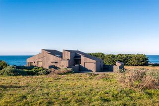 The Legacy of Sea Ranch, a Utopian Community in Northern California Sea Ranch California, Sea Ranch, San Francisco Museums, Rental House, Architectural Photographers, Small Buildings, Timber Framing, Ranch Style, Landscape Architect