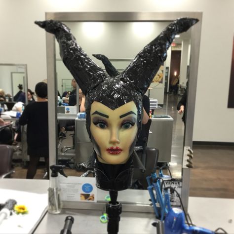 Manikin contest #zorina #dorè   #disney Cosmetology Halloween Contest, Week Inspiration, Halloween Contest, Fall Projects, Maleficent, Cosmetology, Halloween Face, Face Makeup, Halloween Face Makeup