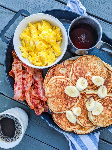 Banana Pancakes | DwardCooks Healthy Banana Pancakes, Fluffy Banana Pancakes, Family Friendly Breakfast, Healthy Banana, French Toast Easy, Healthy Comfort Food, Banana Healthy, Banana Pancakes, Food Test