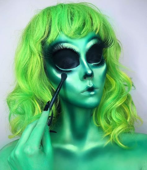 Alien Halloween Makeup, Alien Make-up, Makeup Zombie, Fantasy Make-up, Halloweenský Makeup, Alien Makeup, Halloween Make-up Looks, Holloween Makeup, Alien Halloween