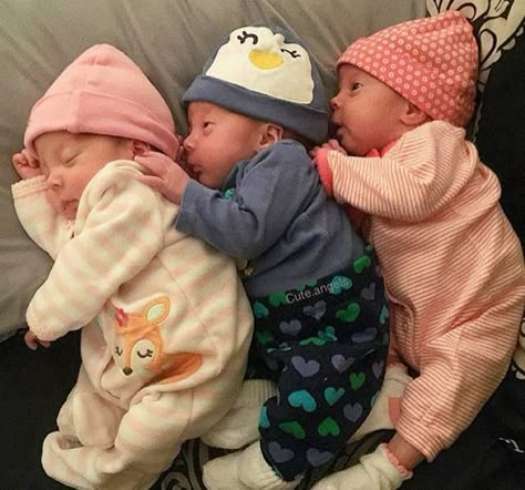 3❤️ Triplets Babies Newborns, Cute Triplets, Triplet Babies, Foto Baby, Dream Baby, 3rd Baby, Twin Babies, Baby Life