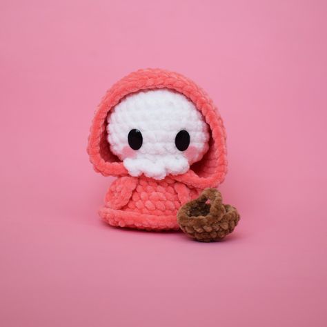 Red Amigurumi, Red Riding Hood Crochet, Handmade Things, Good Ideas, Toy Pattern, Crochet Toy, Little Red Riding Hood, Crochet Toys Patterns, Red Riding Hood