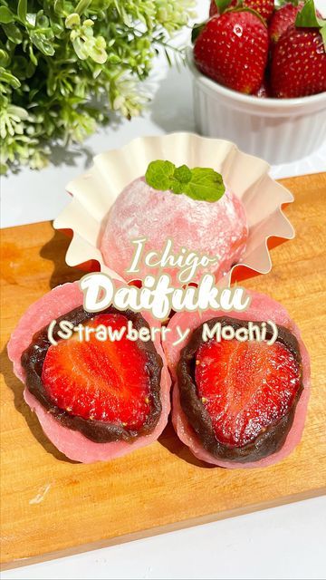 Resep Makanan Beku, Strawberry Mochi, Mochi Recipe, Culinary Cooking, Kawaii Cooking, Delicacy Food, Food Combining, Yummy Comfort Food, Sweet Snacks Recipes