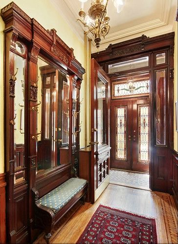 Victorian Entryway, Old House Interior, Victorian Home Interior, Victorian Interior, Victorian Interiors, Mansion Interior, Victorian Decor, Victorian Design, Glass Doors