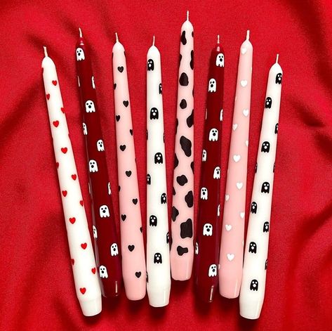 Painted Taper Candles, Candles Halloween, Witchy Candles, W.i.t.c.h Aesthetic, Halloween Acrylic Nails, Cow Spots, Hand Painted Candles, Painted Candles, Candle Aesthetic