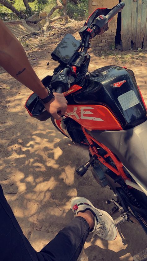 Bike Snap, Khwaja Ji, Daaru Party Pic, Khwaja Ji Pic, Friend Dates, Fun Love Quotes For Him, Best Love Pics, Party Pic, Duke 390