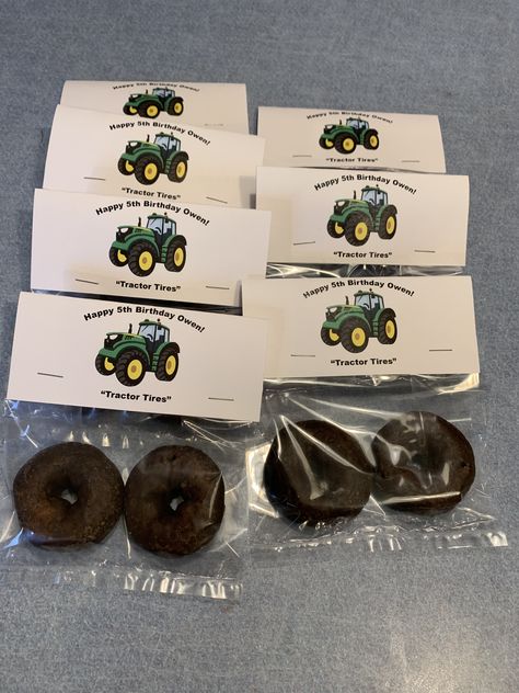 Dinosaur Tractor Birthday Party, Tractor Theme 3rd Birthday Party, Tractor Farm Birthday Party, Tractor Theme Party Food, 2nd Tractor Birthday Party, Farm Theme Party Favors, Two Tractor Birthday, Tractor Birthday Cake For Boys, Tractor And Cow Birthday Party