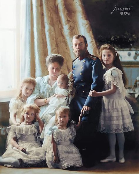 Queen Victoria Family Tree, Alexei Nikolaevich, Olga Nikolaevna, Anastasia Musical, Familia Romanov, Queen Victoria Family, Alexei Romanov, Romanov Sisters, Anastasia Romanov